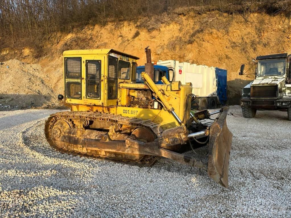 CAT D 6 C ブルドーザー