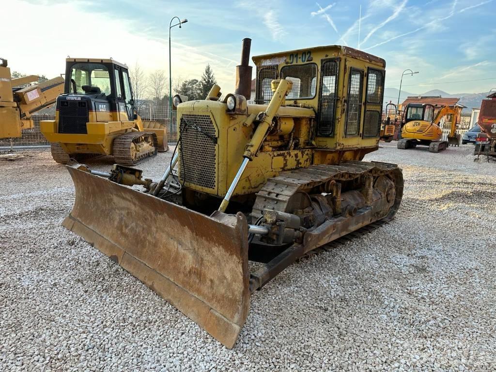 CAT D 6 C ブルドーザー