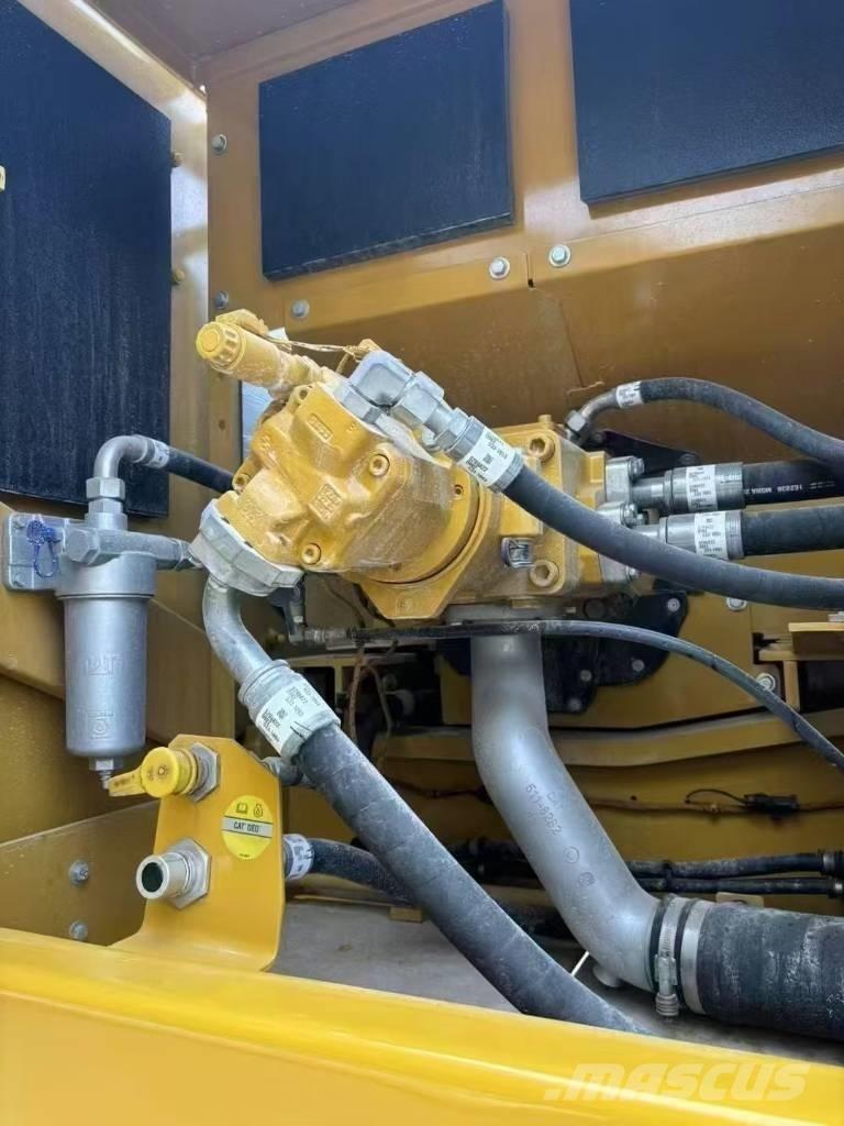 CAT 336 GC 大型油圧ショベル12t以上（パワーショベル・ユンボ）