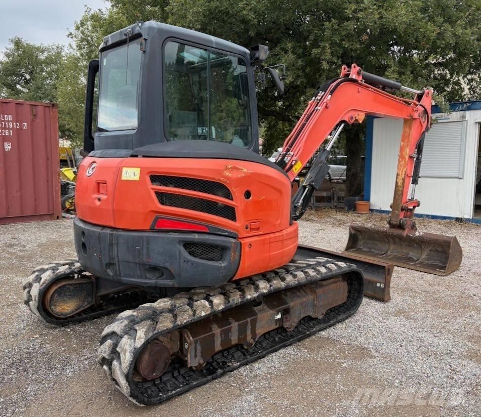 Kubota U 48-4 ミニ油圧ショベル 7t以下（ミニユンボ・ミニディガー）