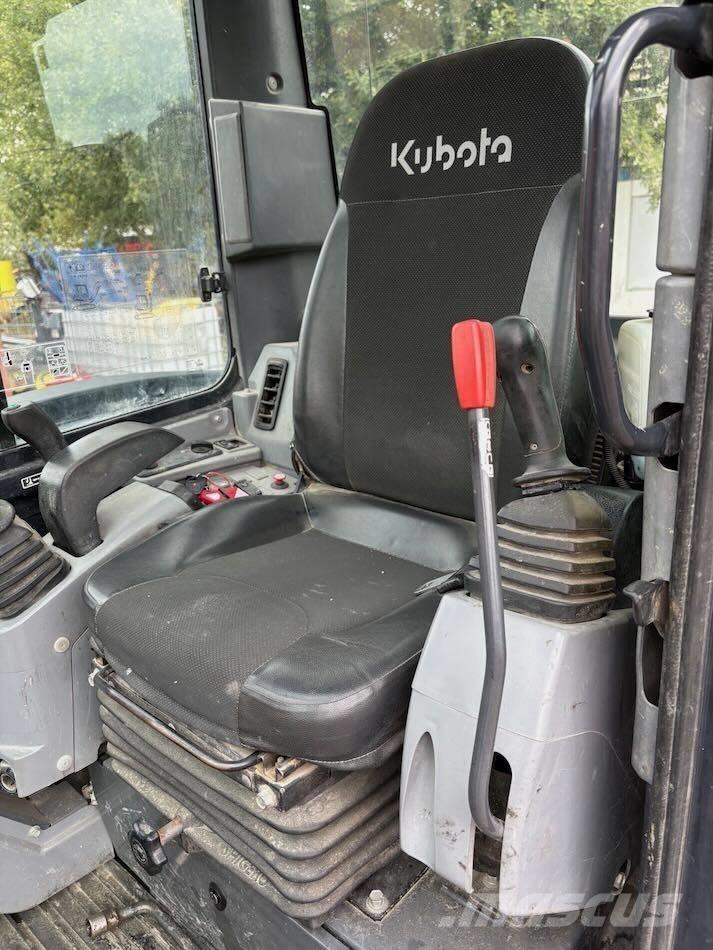 Kubota U 48-4 ミニ油圧ショベル 7t以下（ミニユンボ・ミニディガー）