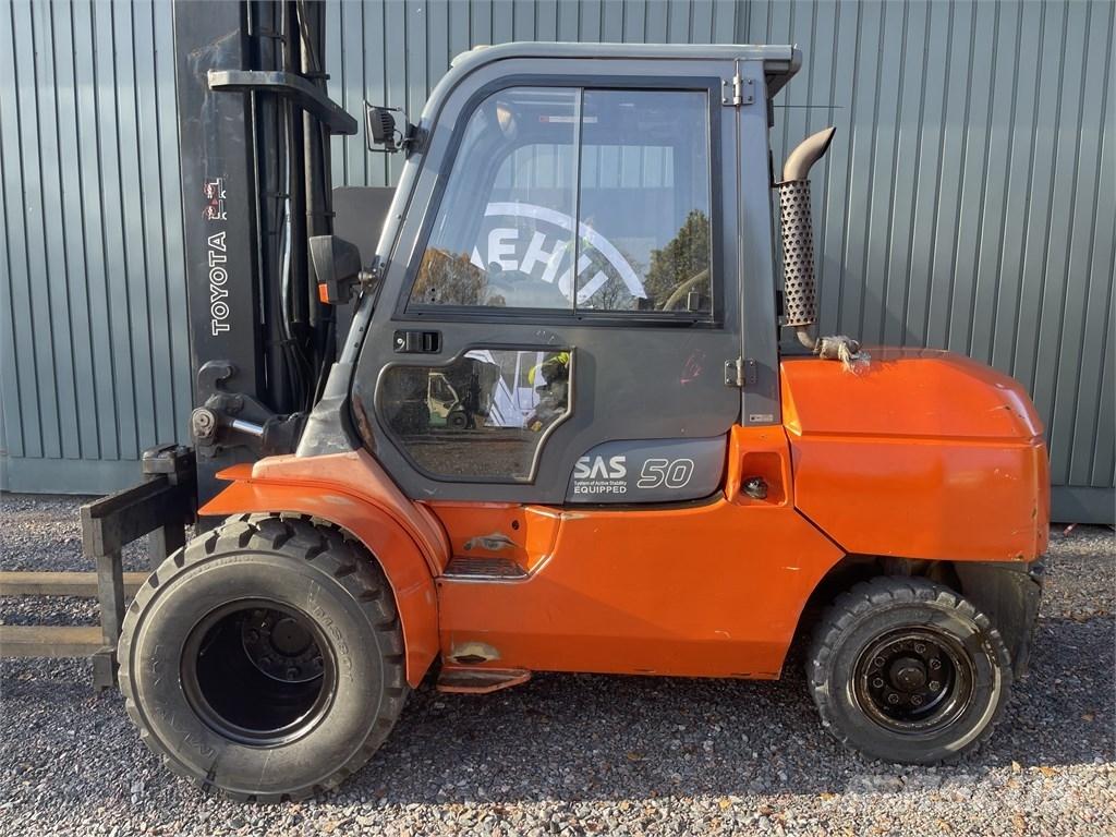 Toyota 42-7 FD A 50 ディーゼル・軽油