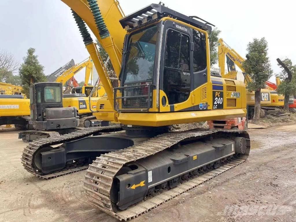 Komatsu PC240-8 大型油圧ショベル12t以上（パワーショベル・ユンボ）