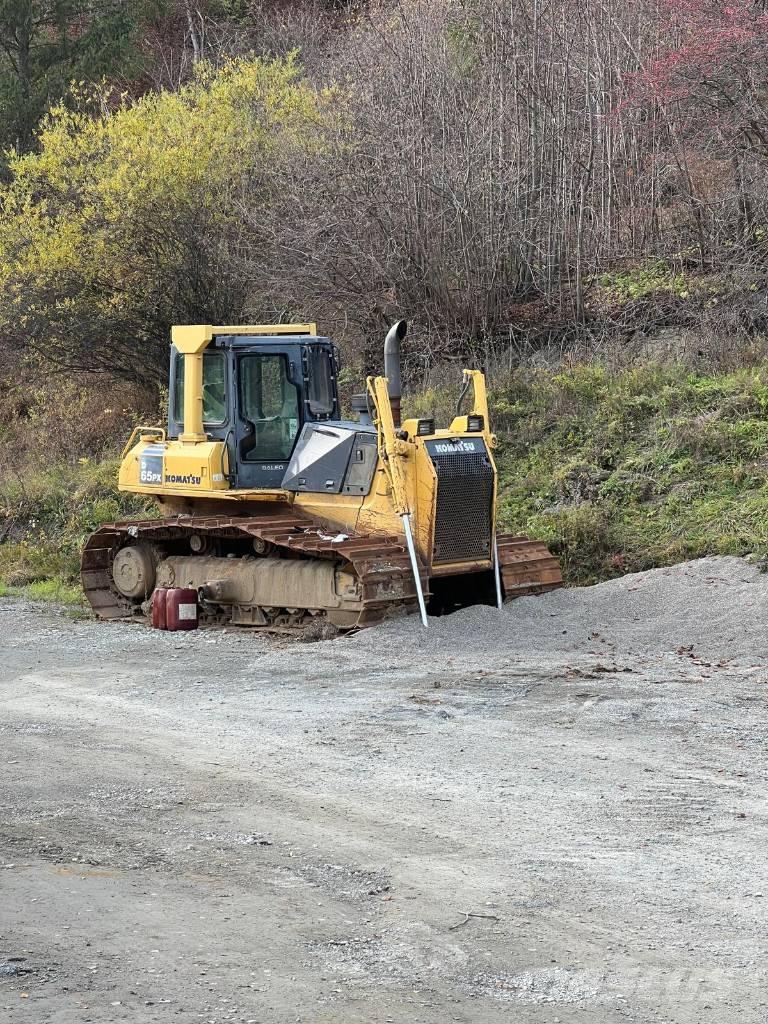 Komatsu D 65 PX シャーシ及びサスペンション