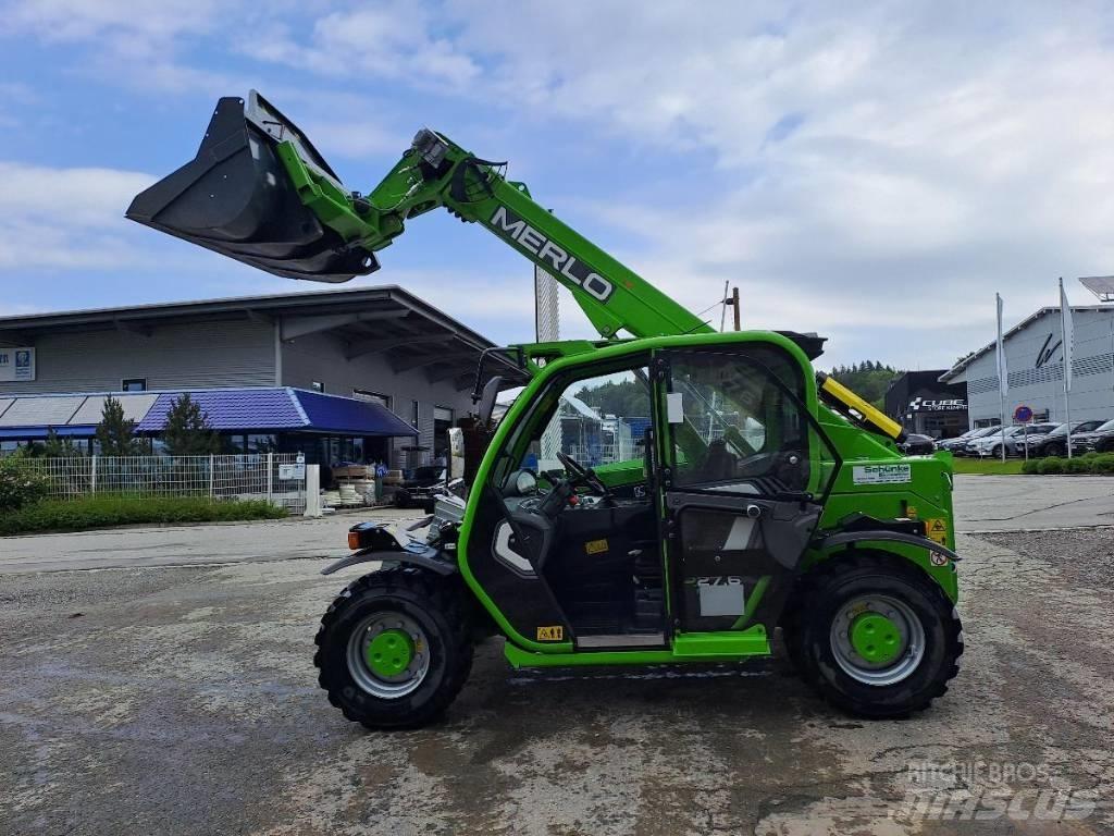 Merlo P 27.6 Plus テレスコーピックハンドラー