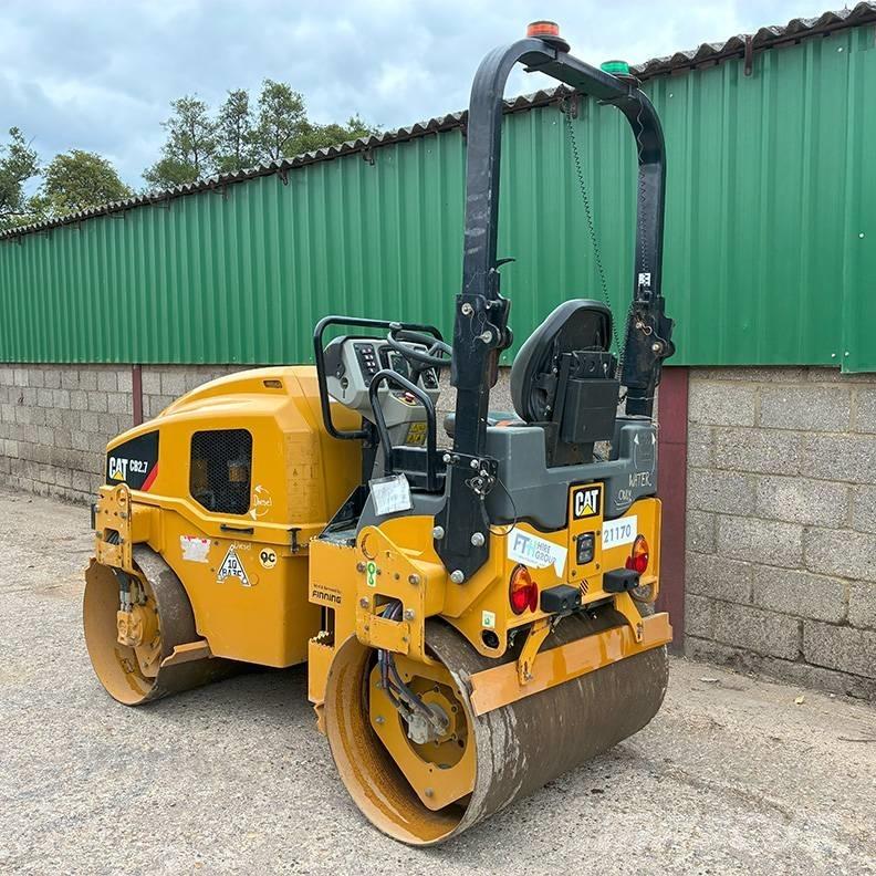 CAT CB 2.7 タンデムローラ