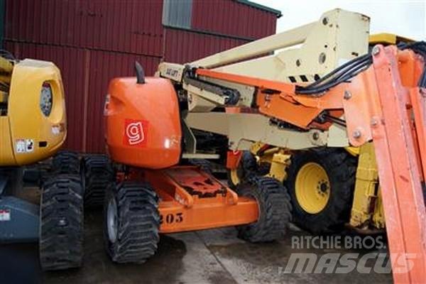 JLG 450 AJ (15 metros) ブームリフト　屈伸型