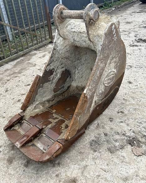  2' BUCKET, 65mm PINS バケット