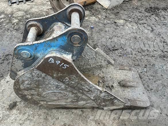  2' BUCKET, 65mm PINS バケット