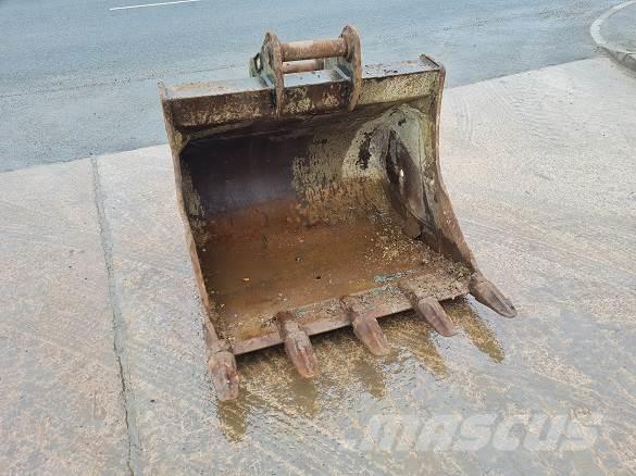  4' BUCKET, 65mm PINS バケット