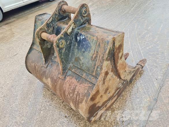  4' BUCKET, 65mm PINS バケット