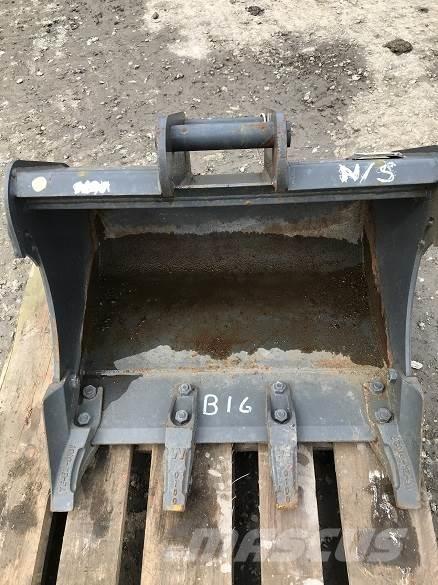  WHITES XZ26 24 バケット