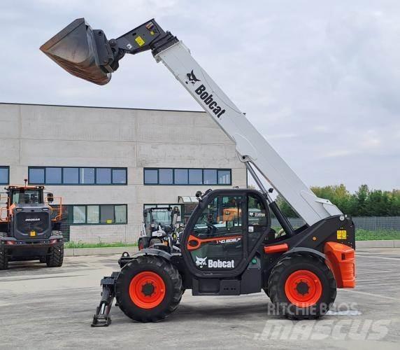 Bobcat T40.180SLP 100 HP テレスコーピックハンドラー