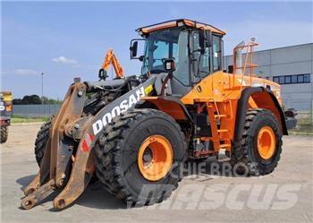 Doosan DL420-5 CVT ホイールローダー・タイヤショベル