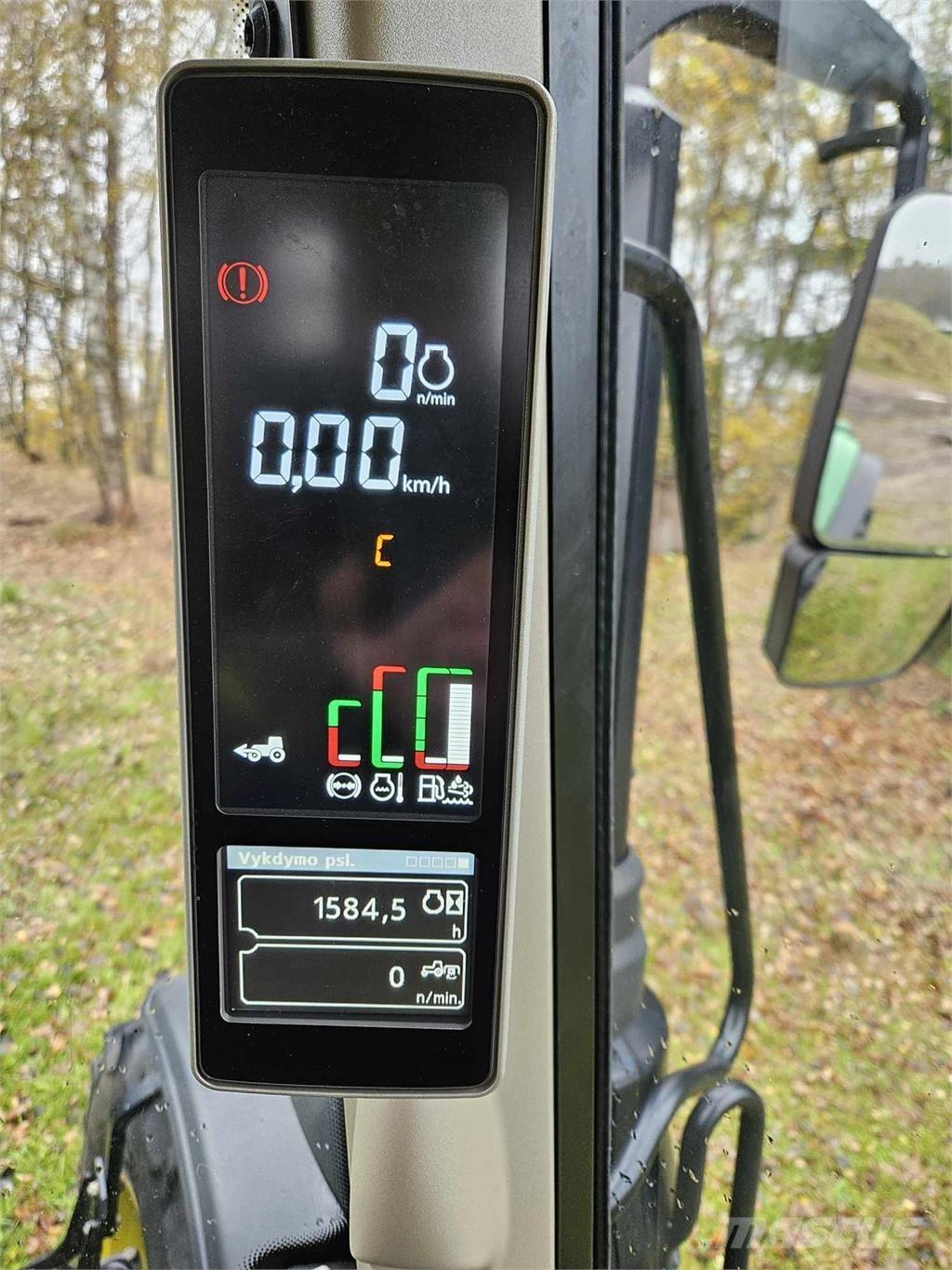 John Deere 6130M トラクター