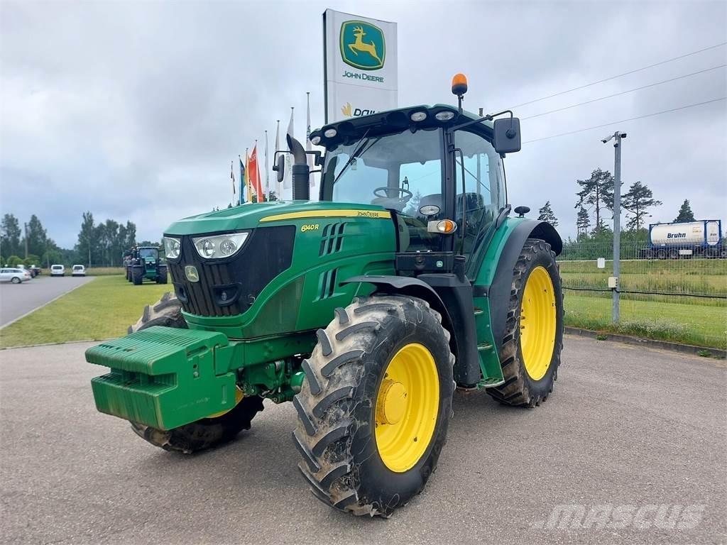 John Deere 6140R トラクター