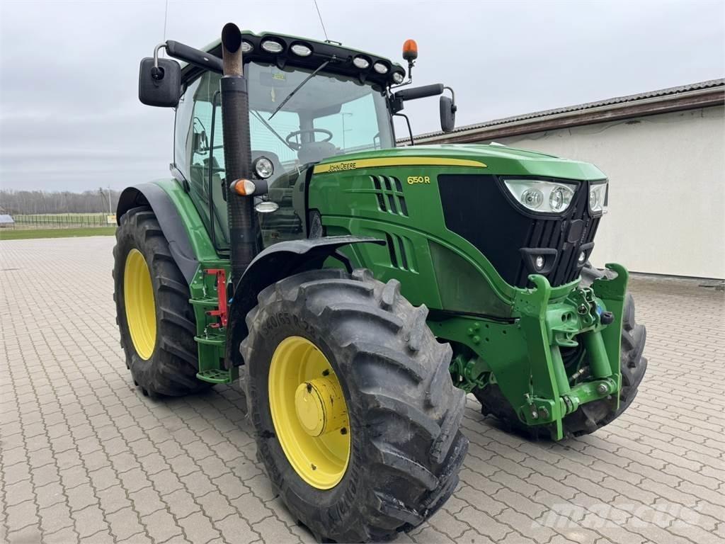 John Deere 6150R トラクター