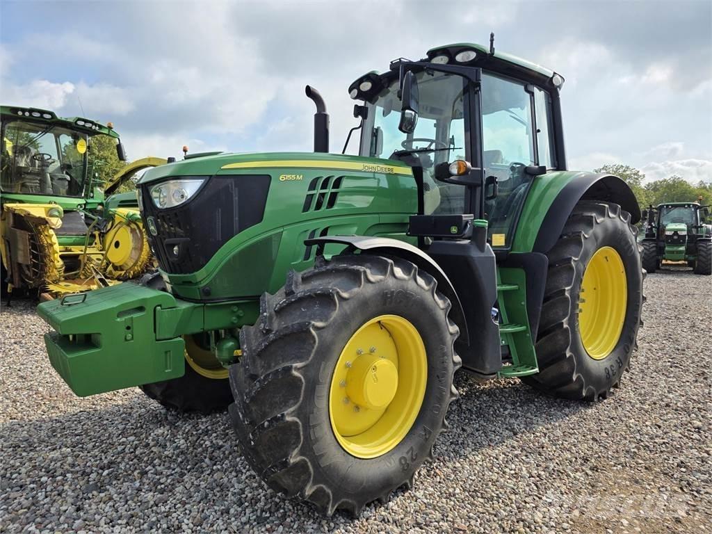 John Deere 6155M トラクター