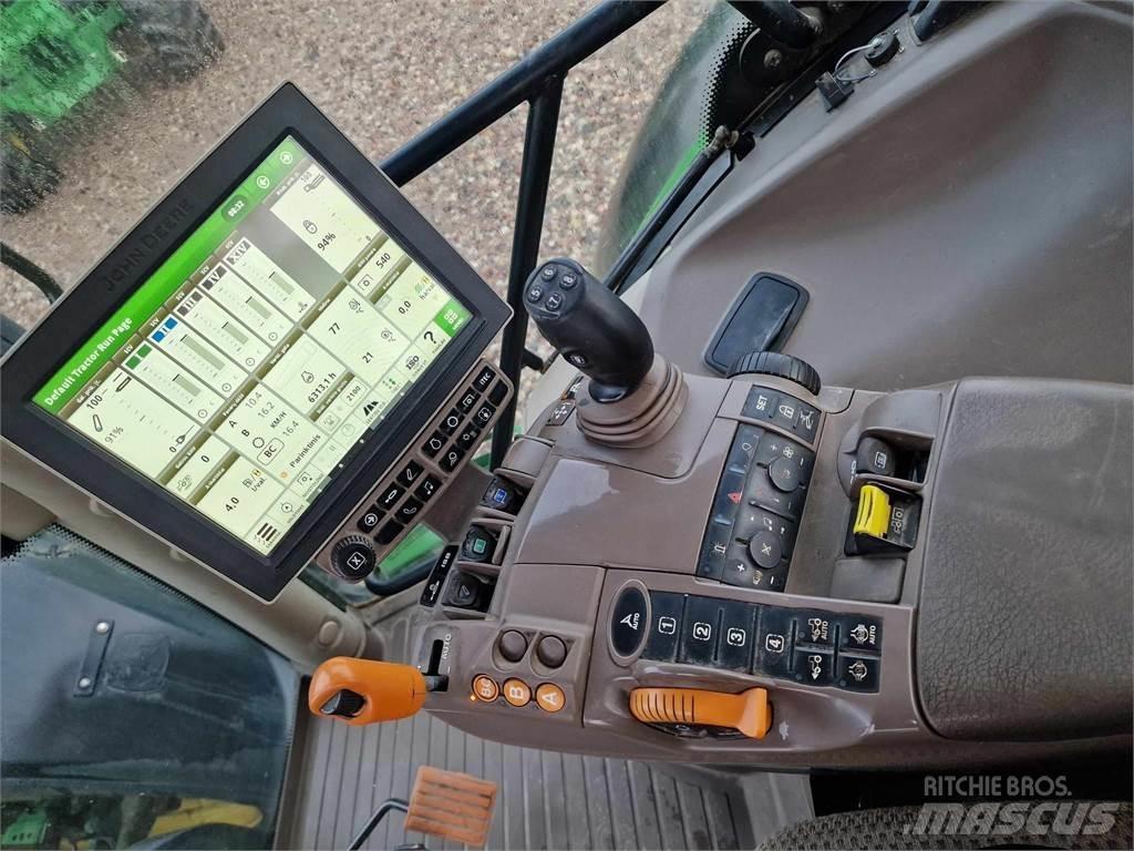 John Deere 6215R トラクター