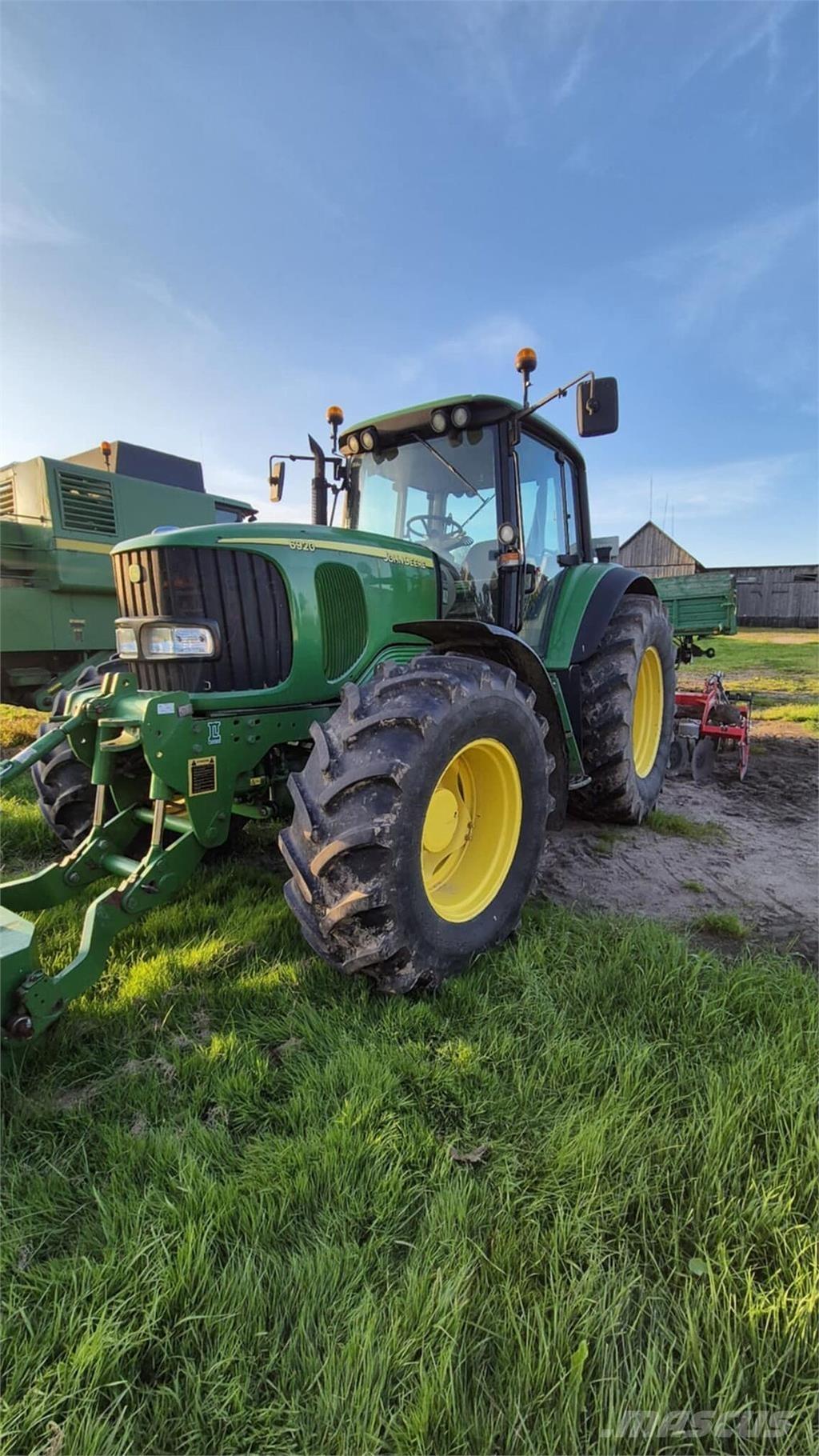 John Deere 6920 トラクター