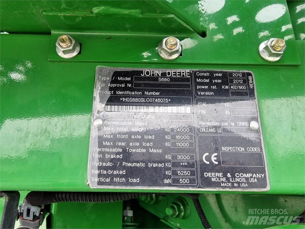 John Deere S680 コンバイン