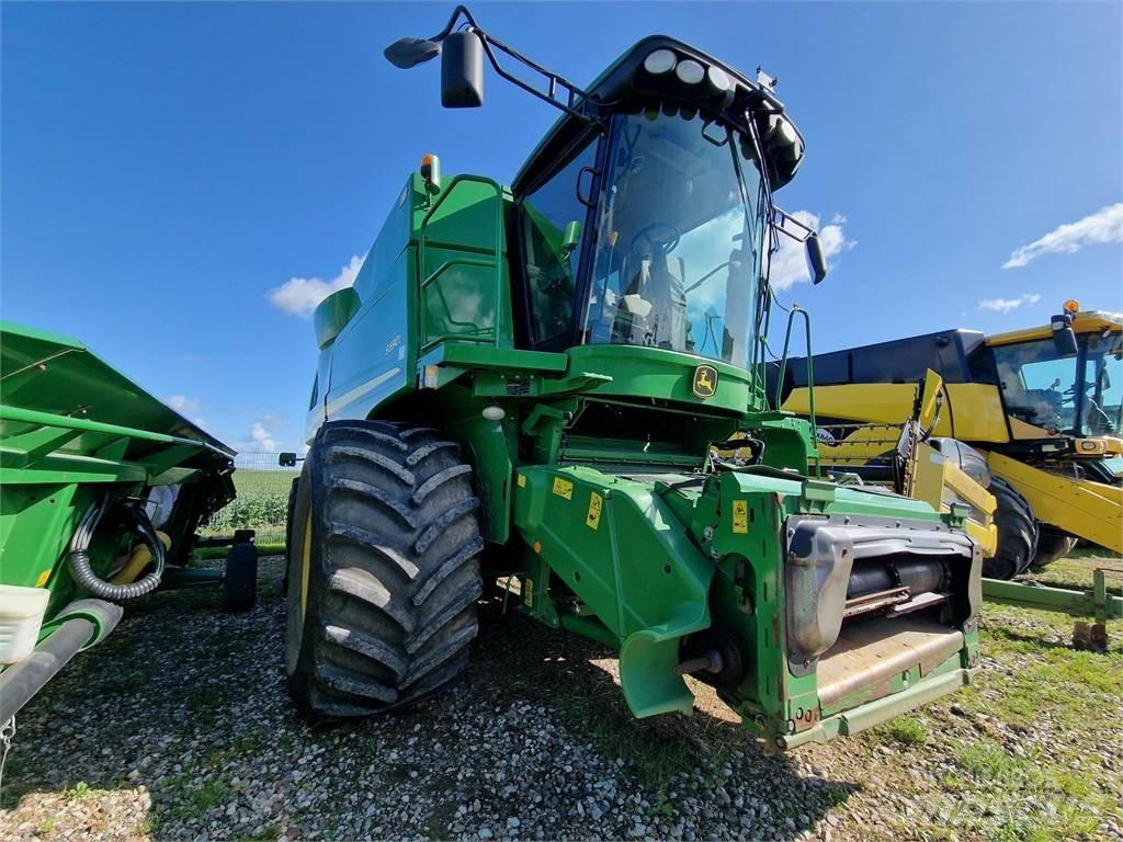 John Deere S690 コンバイン