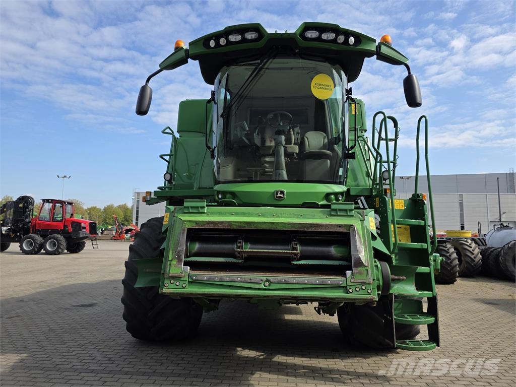 John Deere T660 コンバイン