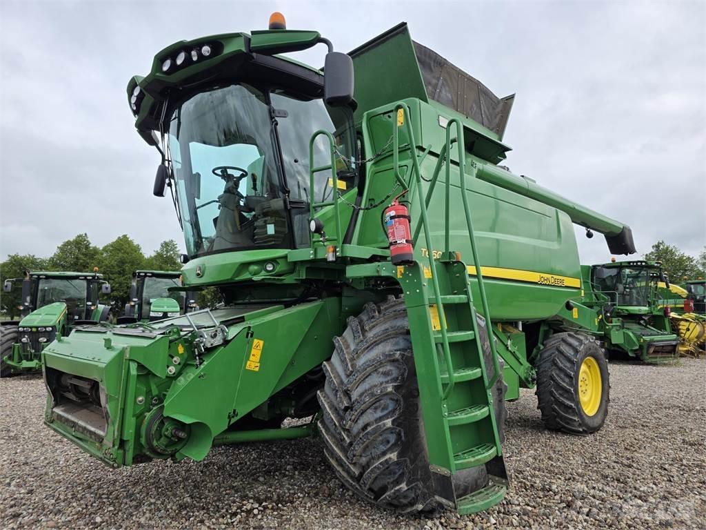 John Deere T660 コンバイン