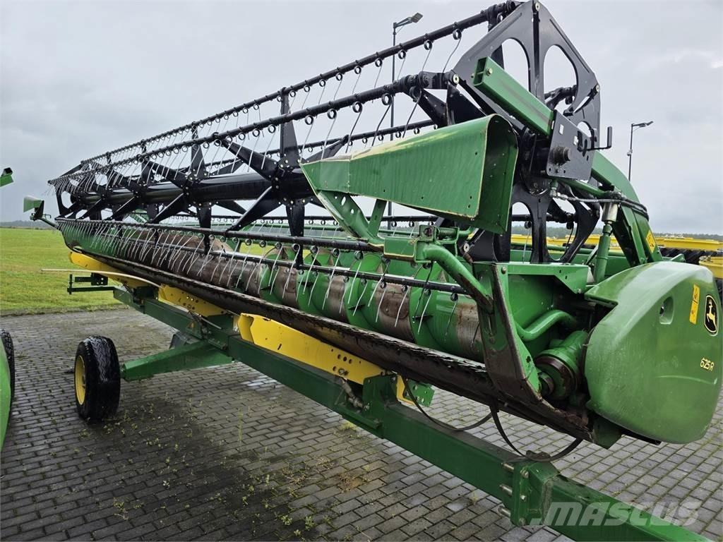 John Deere T660 コンバイン