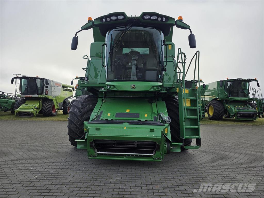 John Deere T660 コンバイン