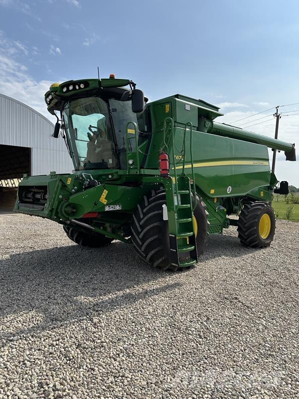 John Deere T670 コンバイン