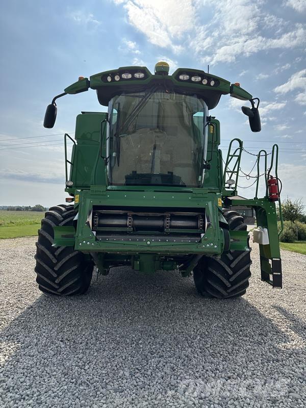 John Deere T670 コンバイン