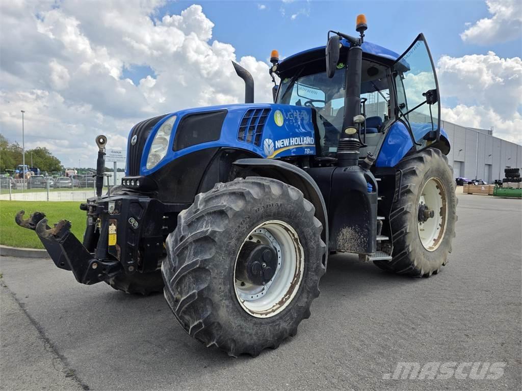 New Holland T8.410 トラクター