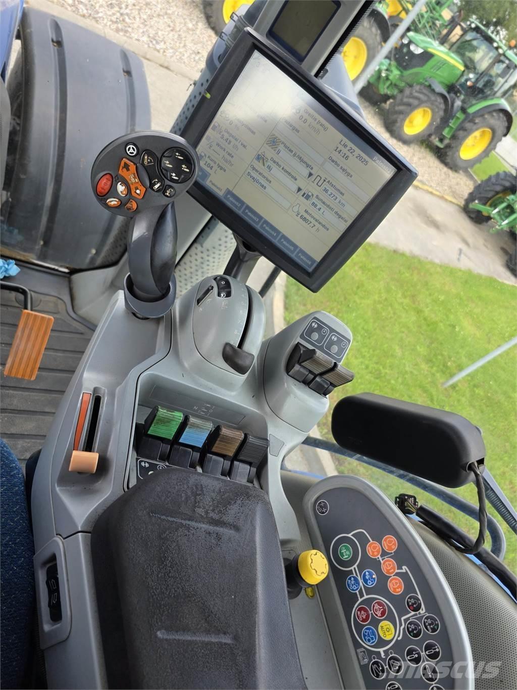 New Holland T8.410 トラクター