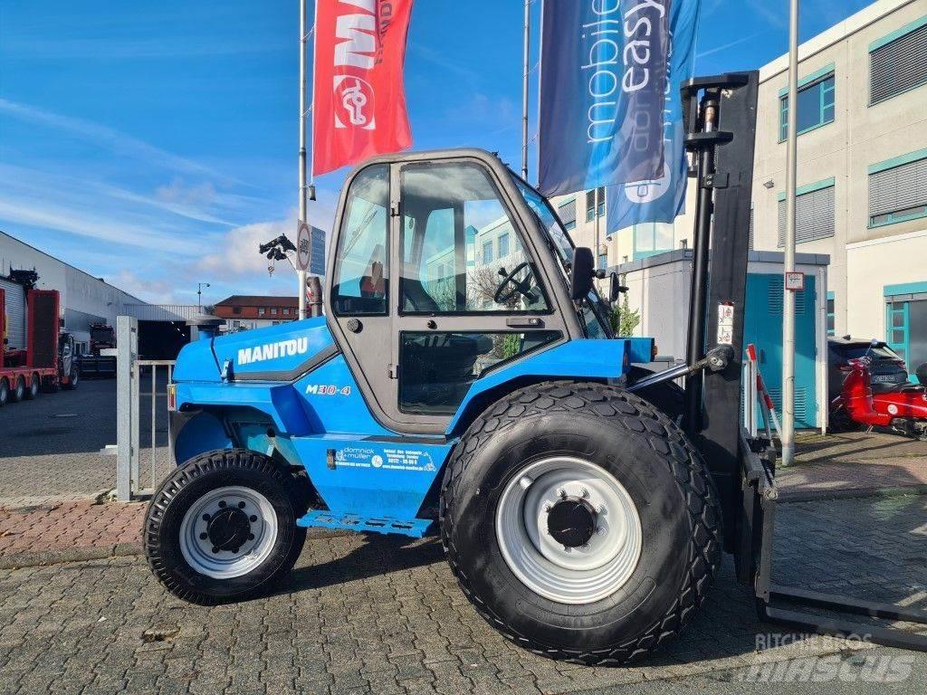 Manitou M 30.4 ラフターテレントラック