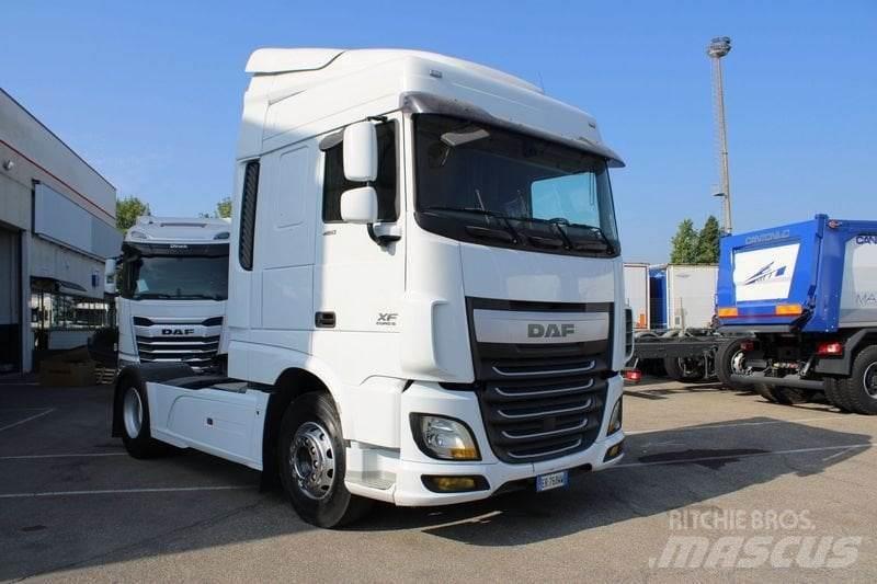 DAF XF 460 FT 15DT 中古トラクターヘッド | トレーラーヘッド
