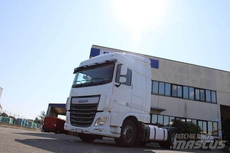 DAF XF 460 FT 24DT 中古トラクターヘッド | トレーラーヘッド