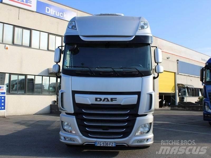 DAF XF 530 FT 60 DT 中古トラクターヘッド | トレーラーヘッド