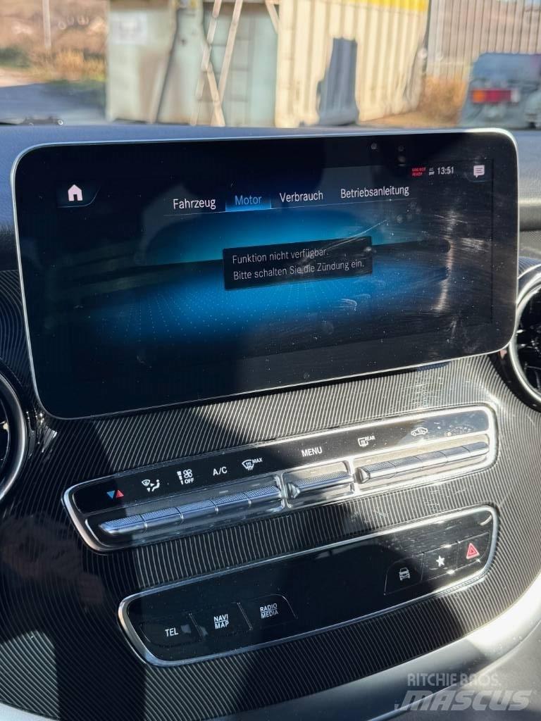 Mercedes-Benz V 250 パネルバン