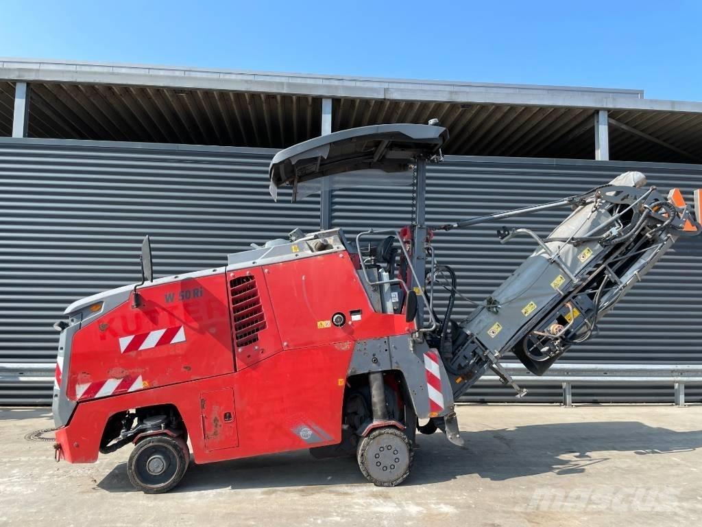 Wirtgen W 50 RI アスファルトコールドミリングマシーン
