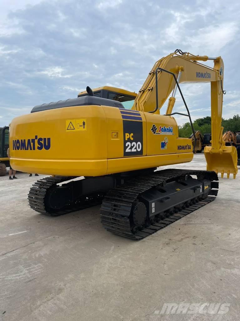 Komatsu pc220-7 大型油圧ショベル12t以上（パワーショベル・ユンボ）