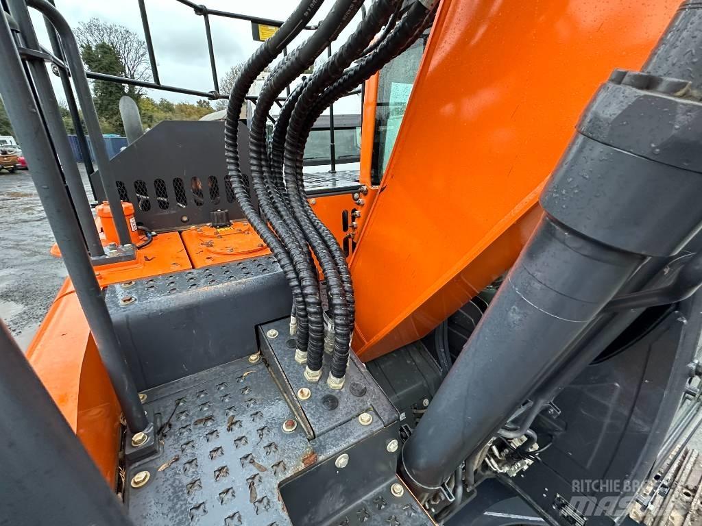 Doosan DX 140 LCR 大型油圧ショベル12t以上（パワーショベル・ユンボ）