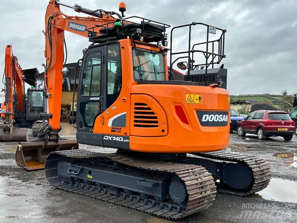Doosan DX 140 LCR 大型油圧ショベル12t以上（パワーショベル・ユンボ）