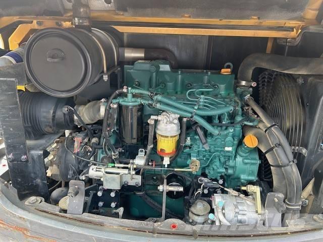 Volvo EC 55 C ミニ油圧ショベル 7t以下（ミニユンボ・ミニディガー）