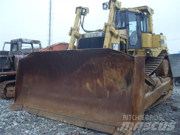 CAT D 9 R ブルドーザー
