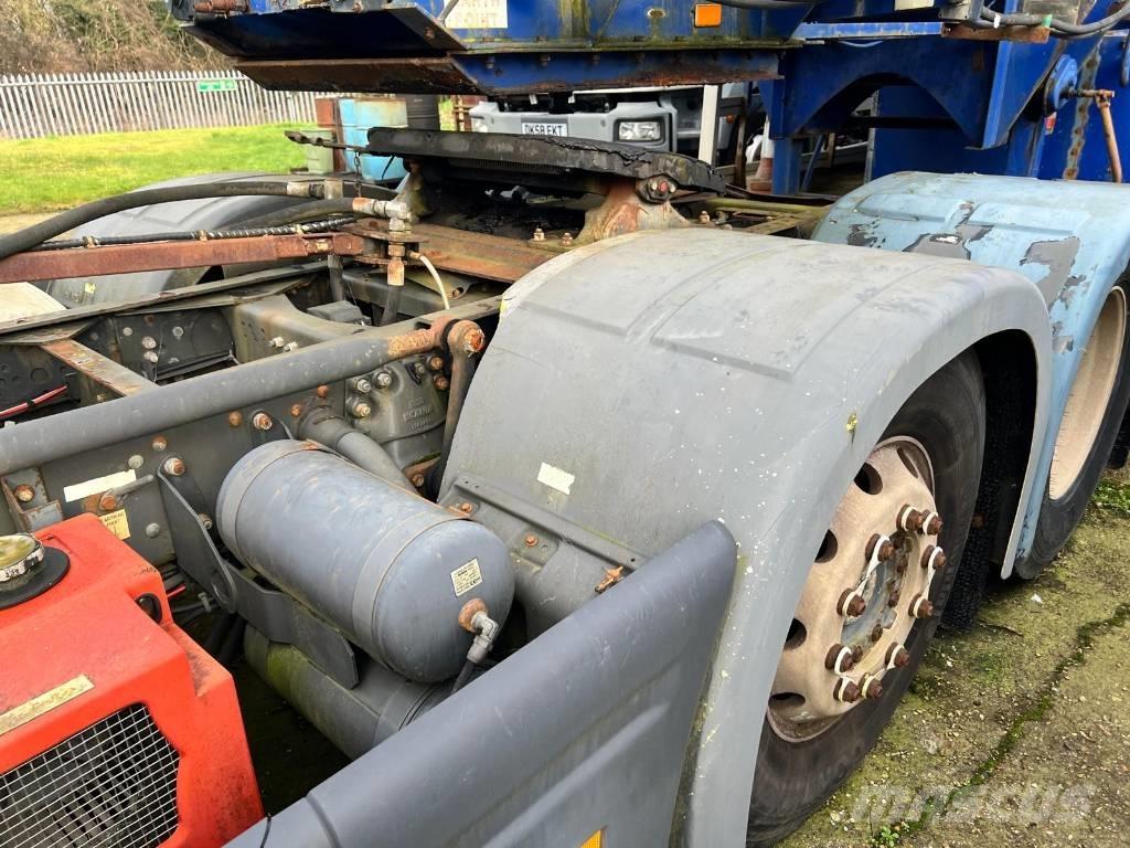 Scania R 124 L 420 中古トラクターヘッド | トレーラーヘッド