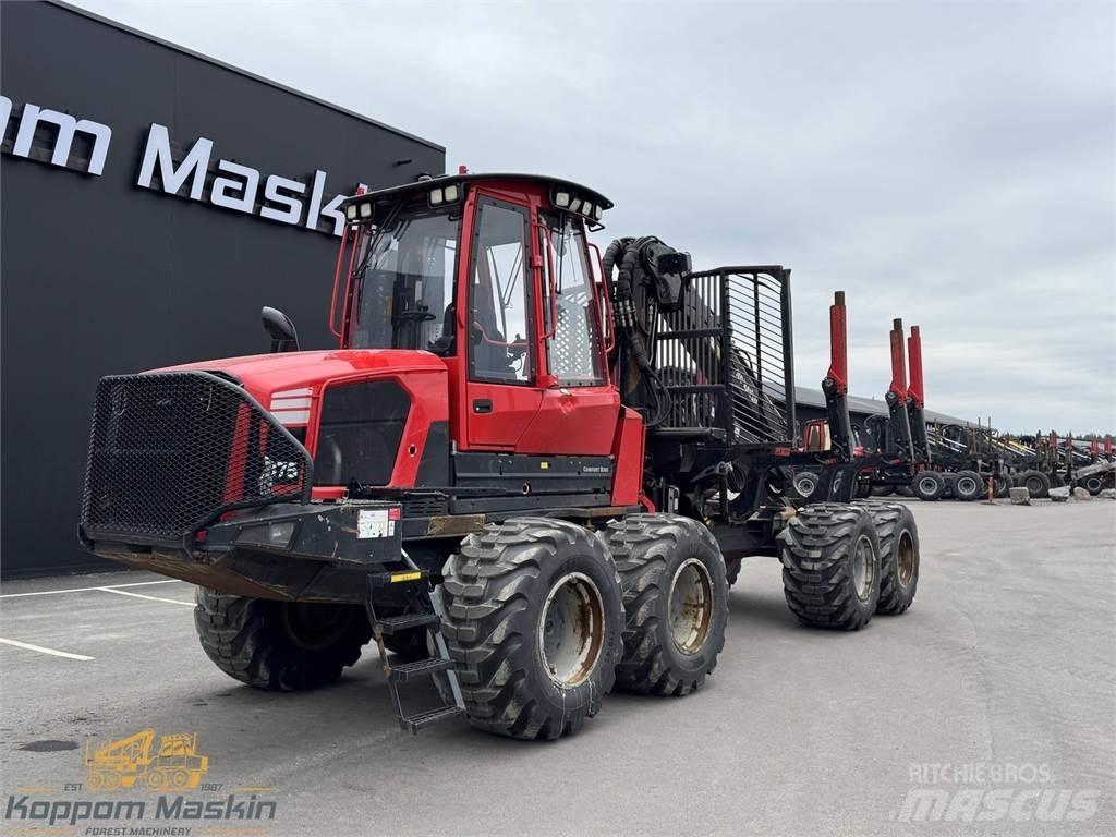 Komatsu 875 フォワーダー