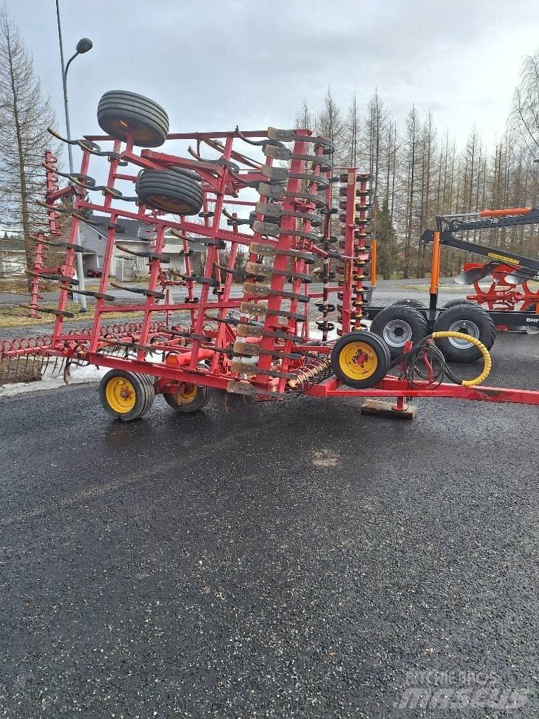 Väderstad NZE 700 ハロー