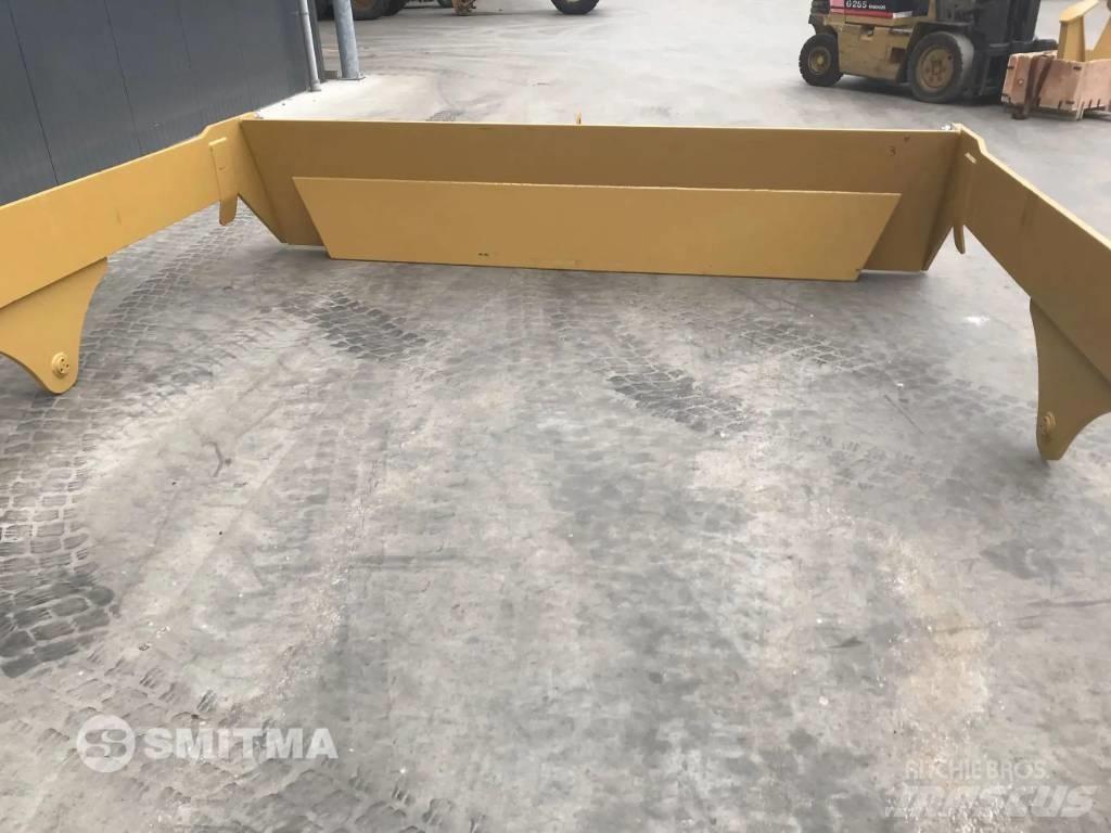 Volvo A45G テールゲート