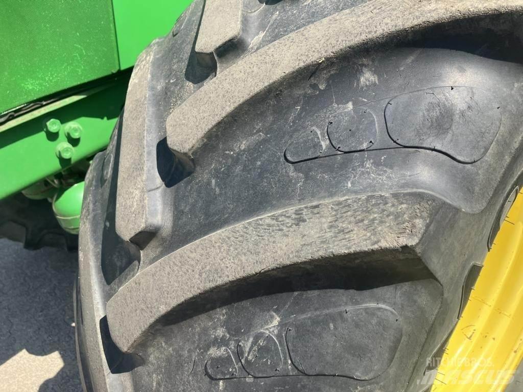 John Deere 6170R トラクター